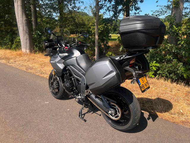 triumph - tiger-1050-abs