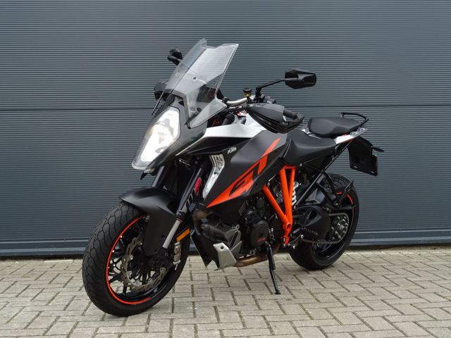 ktm - 1290-super-duke-gt