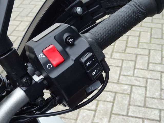 ktm - 1290-super-duke-gt