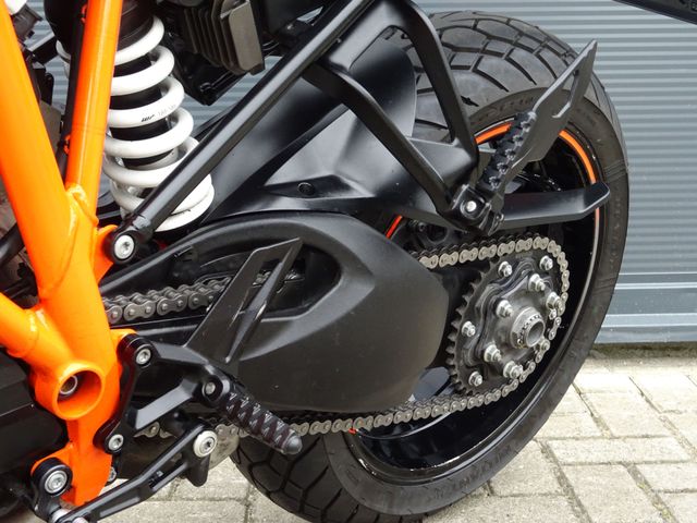 ktm - 1290-super-duke-gt