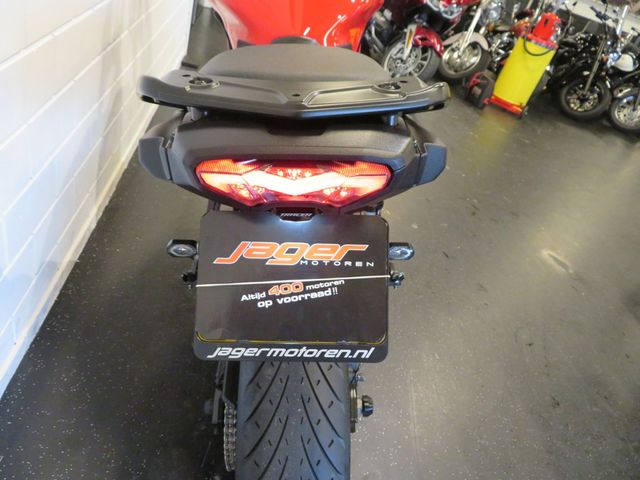 yamaha - tracer-9