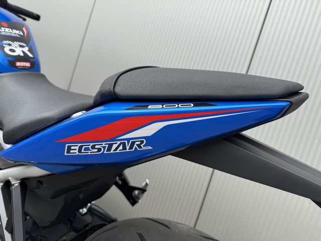 suzuki - gsx-8r