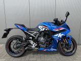 SUZUKI GSX-8R