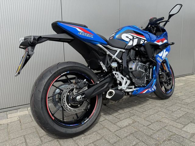 suzuki - gsx-8r