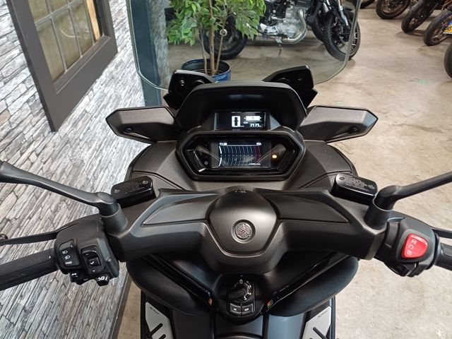 yamaha - x-max-300-tech-max