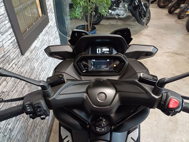 yamaha - x-max-300-tech-max
