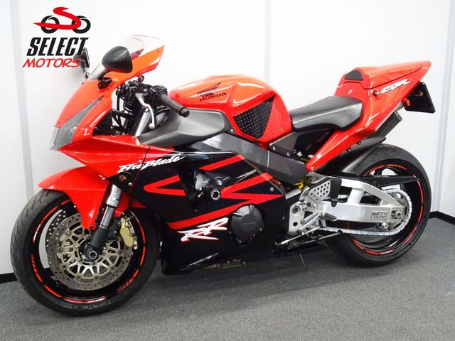 honda - cbr-900-rr-fireblade