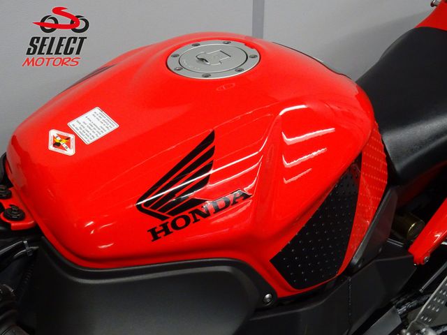 honda - cbr-900-rr-fireblade