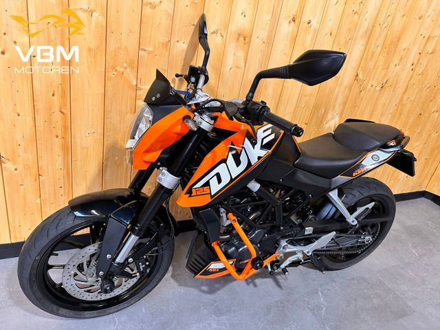 ktm - 125-duke