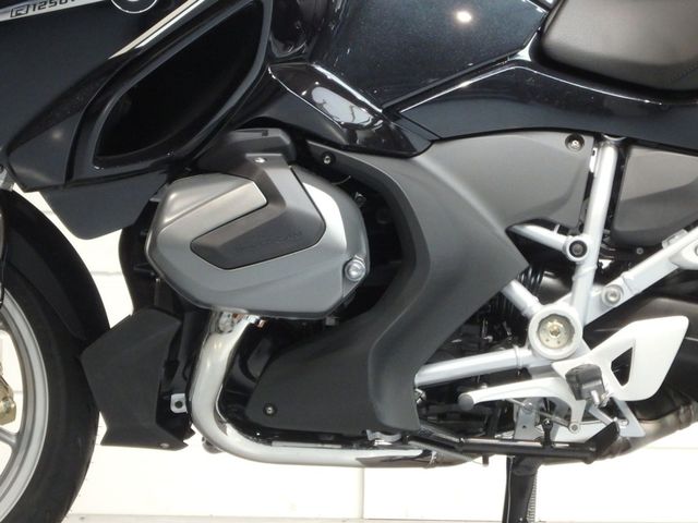 bmw - r-1250-rt