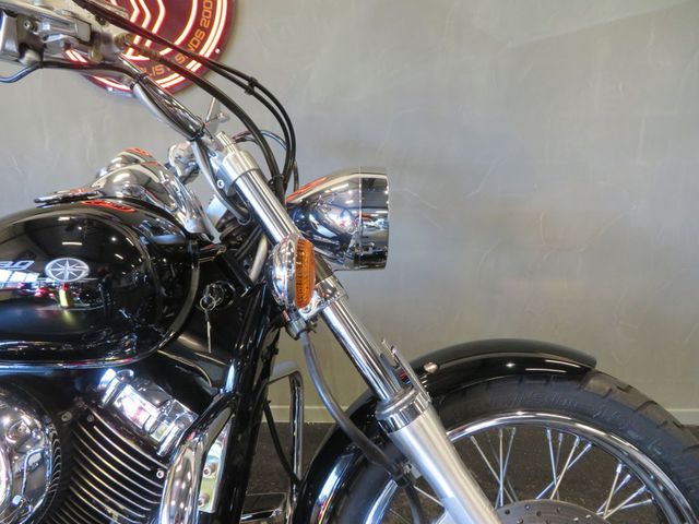 yamaha - xvs-650-a-dragstar-classic