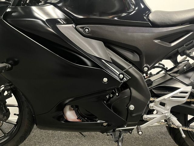 yamaha - yzf-r-125-abs