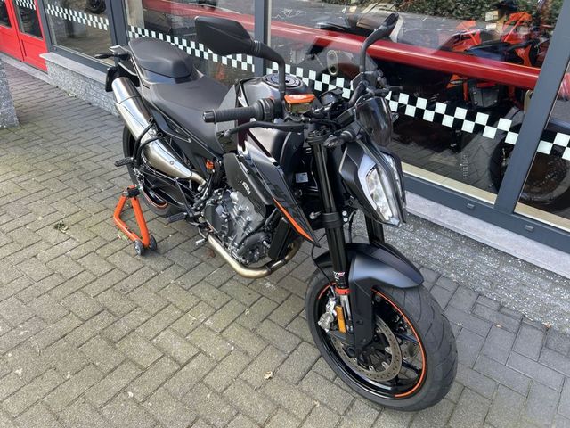 ktm - 890-duke