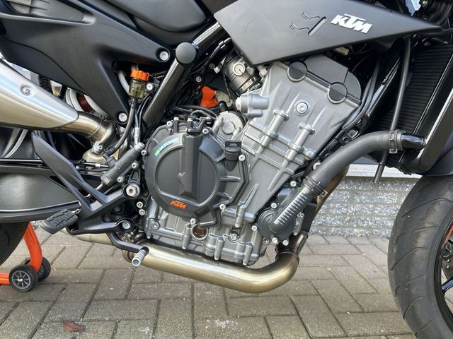 ktm - 890-duke