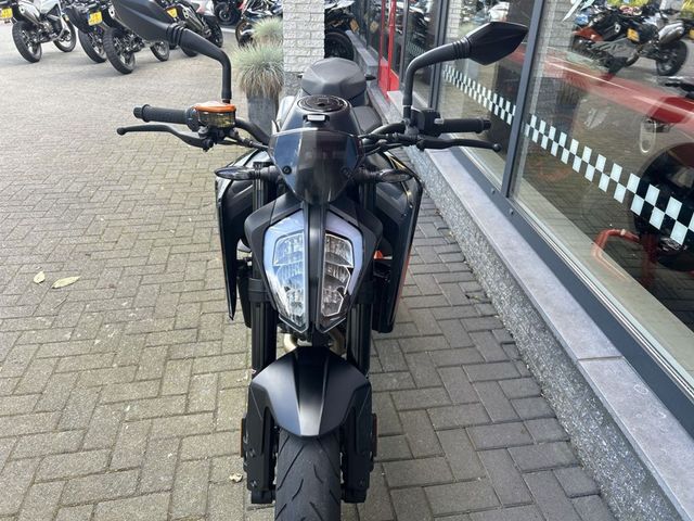 ktm - 890-duke