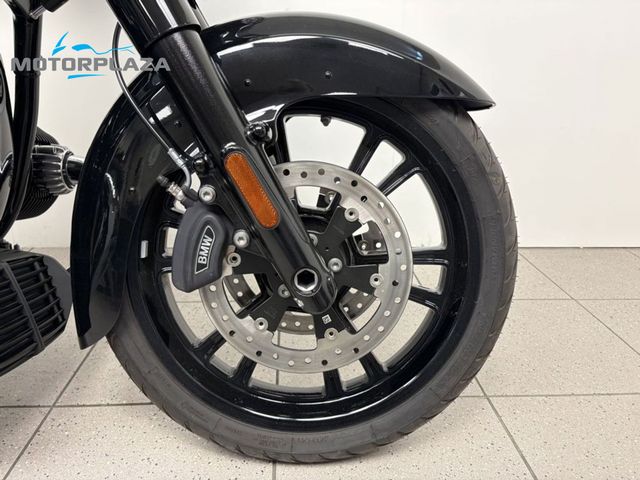 bmw - r-18-b