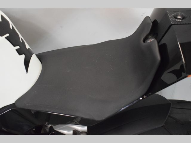 ktm - 1190-rc-8