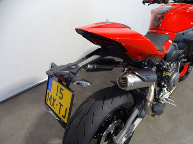 ducati - streetfighter-v2