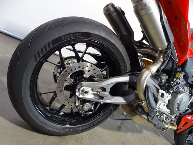 ducati - streetfighter-v2