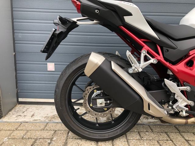 honda - cb-750-hornet