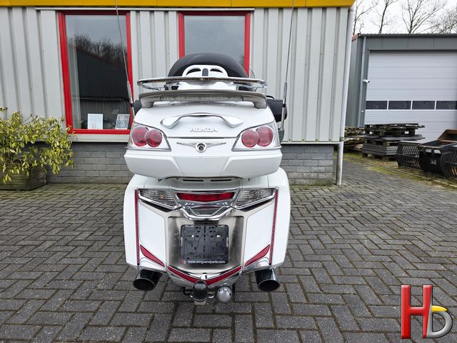 honda - gl-1800-goldwing-abs