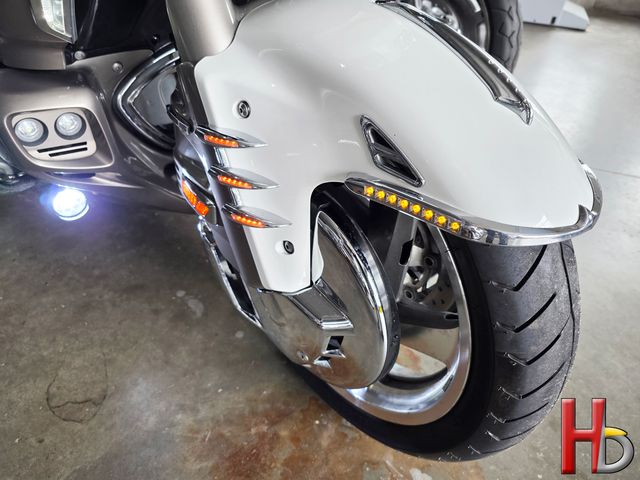 honda - gl-1800-goldwing-abs