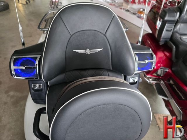 honda - gl-1800-goldwing-abs