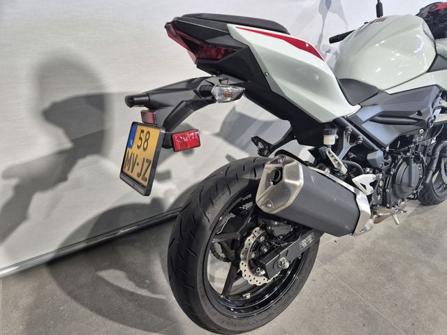 kawasaki - z400