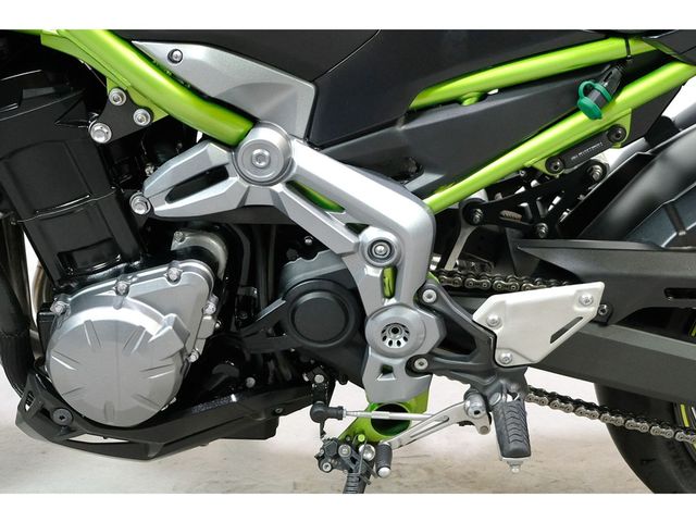 kawasaki - z900-performance