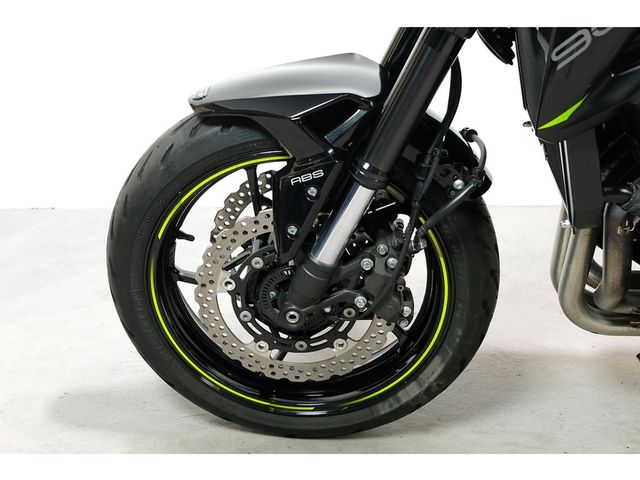 kawasaki - z900-performance