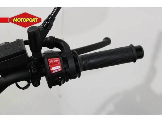 yamaha - xsr-700
