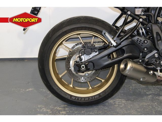 yamaha - xsr-700