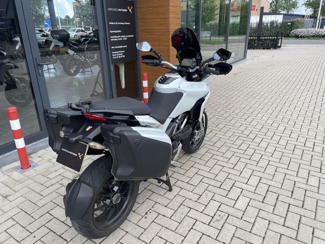 ducati - multistrada-1200-s-touring