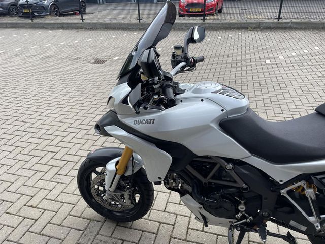 ducati - multistrada-1200-s-touring