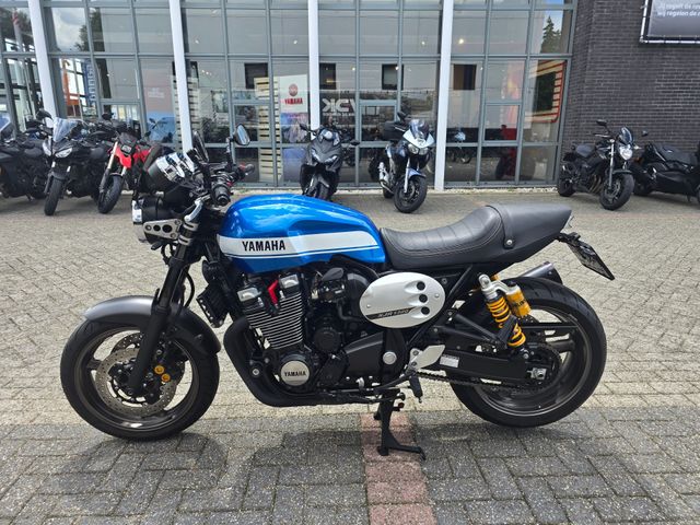 yamaha - xjr-1300