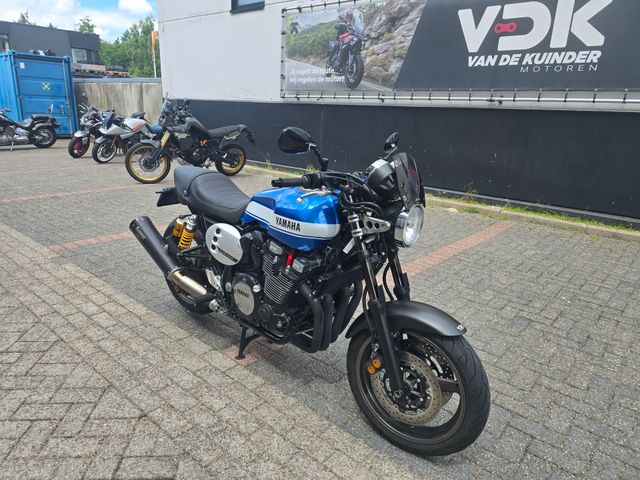 yamaha - xjr-1300