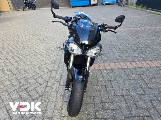 triumph - street-triple-rs