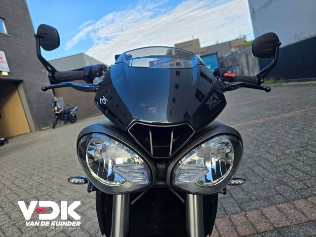 triumph - street-triple-rs