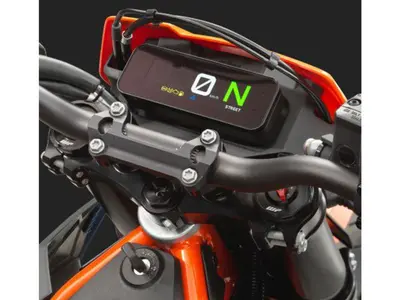 KTM 690 SMC R – foto 3