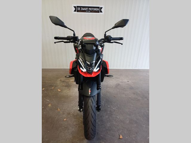 aprilia - tuono-457