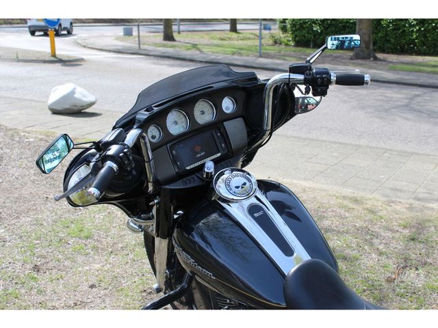 harley-davidson - street-glide-special-flhxs