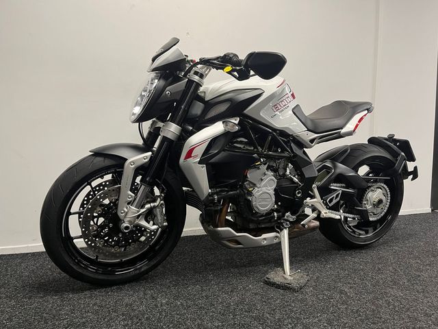 mv-agusta - brutale-800-dragster