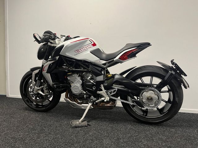 mv-agusta - brutale-800-dragster