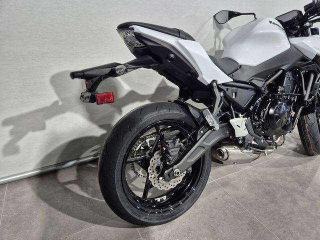 kawasaki - z650