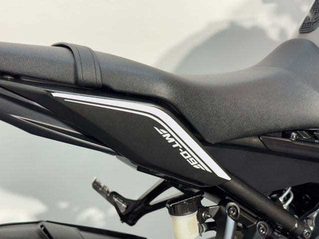 yamaha - mt-09-abs