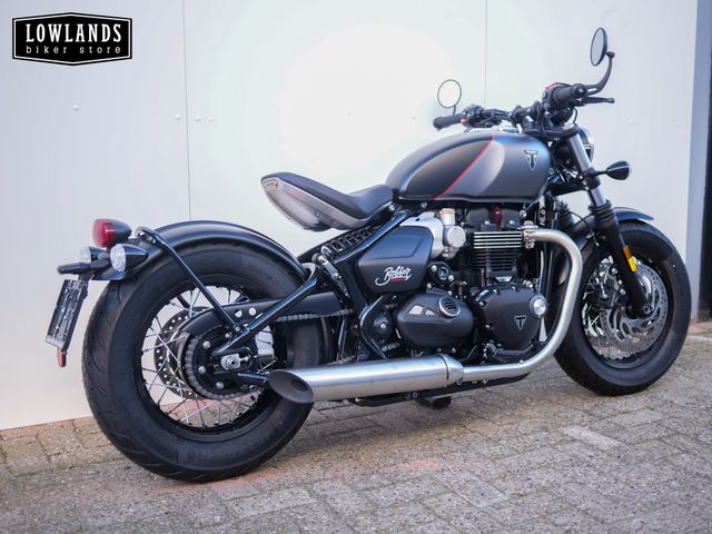 triumph - bonneville-bobber