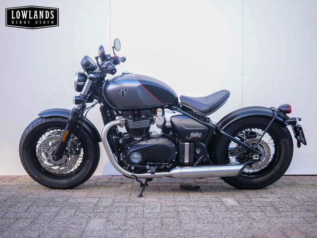 triumph - bonneville-bobber