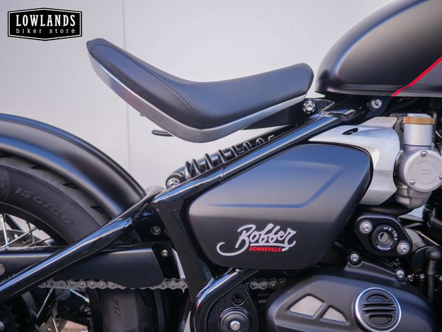 triumph - bonneville-bobber