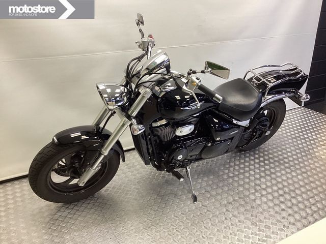 suzuki - new-intruder-m-800
