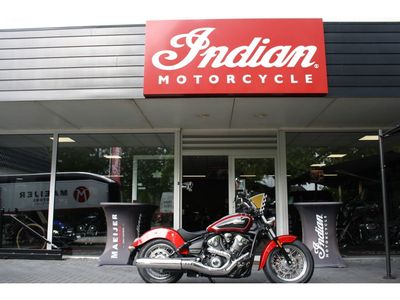 INDIAN MOTORCYCLE SCOUT CLASSIC – foto 3